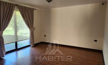 Casa en Venta en Haras La Montaña