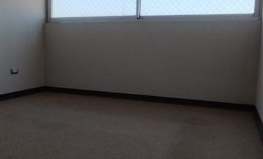 Departamento en Venta en Avenida Lo Errázuriz 2441