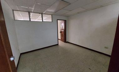 Venta de Local comercial y oficinas en centro de Guayaquil