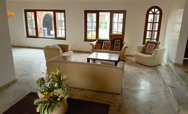 Departamento en alquiler en la Puntilla, Samborondón  EstF