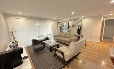 Preciosa casa remodelada 3 d 2b, más visitas.