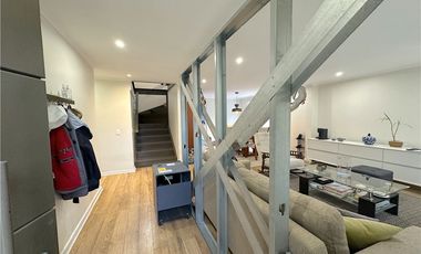 Preciosa casa remodelada 3 d 2b, más visitas.
