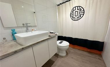 Preciosa casa remodelada 3 d 2b, más visitas.