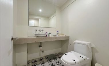 Preciosa casa remodelada 3 d 2b, más visitas.