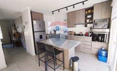 Impecable Casa Condominio, Parque Chicauma, Lampa