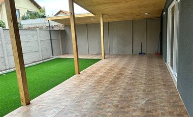 Casa en Arriendo en Avenida las rosas, cercano a avenida Miguel Ramírez
