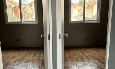 Casa en Arriendo en Avenida las rosas, cercano a avenida Miguel Ramírez