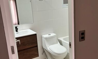 Casa en Arriendo en Avenida las rosas, cercano a avenida Miguel Ramírez
