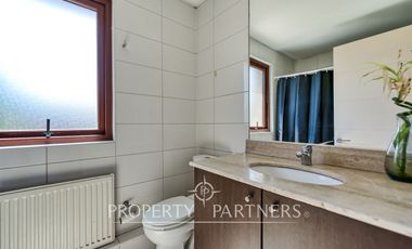 Casa Piedra Roja, Excelente casa en condominio consolidado