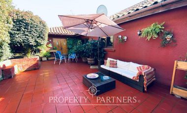 Santa Cruz, Casa en Exclusivo Sector Residencial