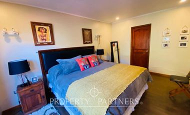 Santa Cruz, Casa en Exclusivo Sector Residencial