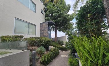 CASA EN RENTA PUNTA ESMERALDA EN BOSQUE ESMERALDA