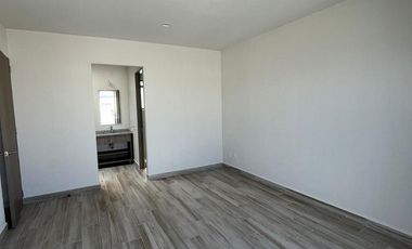 SE RENTA CASA EN VILLAS DEL CAMPO