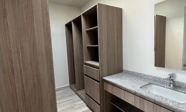 SE RENTA CASA EN VILLAS DEL CAMPO