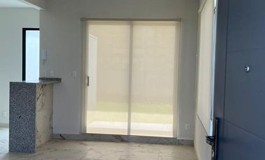 SE RENTA CASA EN VILLAS DEL CAMPO