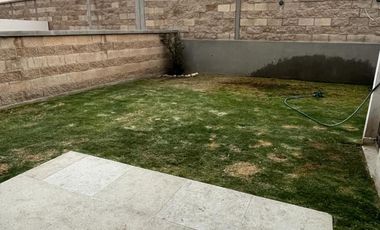 SE RENTA CASA EN VILLAS DEL CAMPO