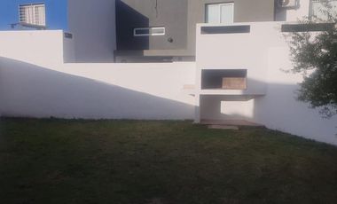 Duplex en Alquiler Jardines del Olmo 3 Dorm.