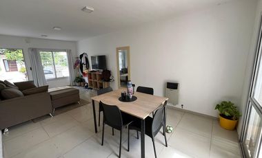 Duplex en Alquiler Jardines del Olmo 3 Dorm.