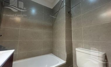 Moderno Departamento con Balcón y parrilla en Venta en San Fernando