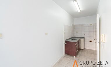 Departamento MONOAMBIENTE en La Boca con cocina separada y balcón