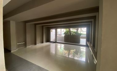Departamento en  Victoria mono con bcon y coch