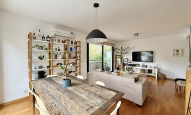 Apto crédito!!! VENTA Departamento dos ambientes con COCHERA