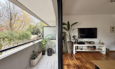 Apto crédito!!! VENTA Departamento dos ambientes con COCHERA