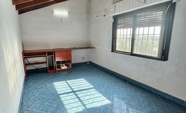 PH DE 5 AMBIENTES EN SAN ANTONIO DE PADUA EN VENTA. MERLO, AVELLANEDA