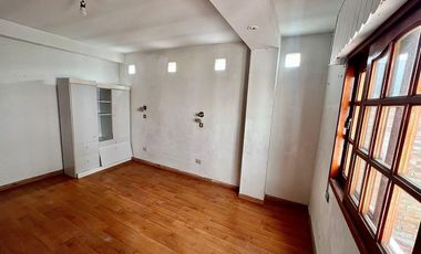 PH DE 5 AMBIENTES EN SAN ANTONIO DE PADUA EN VENTA. MERLO, AVELLANEDA