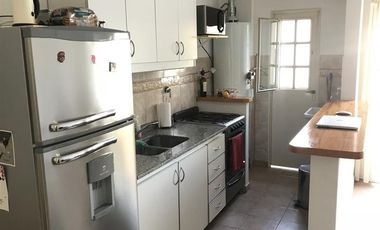 Departamento en alquiler en San Isidro Central 2 ambientes con cochera.