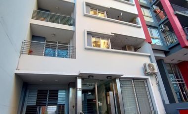 Departamento  en alquiler en Lomas de Zamora con cochera