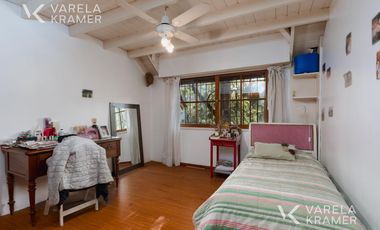 Casa en venta y alquiler en las Lomas de San Isidro con jardín y pileta
