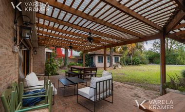 Casa en venta y alquiler en las Lomas de San Isidro con jardín y pileta