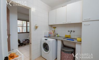 Casa en venta y alquiler en las Lomas de San Isidro con jardín y pileta