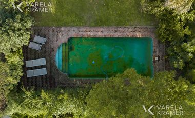 Casa en venta y alquiler en las Lomas de San Isidro con jardín y pileta