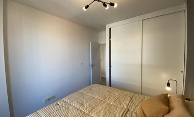 Tigre - Av Italia y Montes De Oca, 2 amb, 55m2 con cochera fija - Amoblado (RAM)