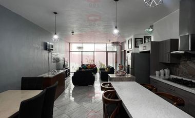 SAN RAFAEL CASA MUY AMPLIA EN VENTA