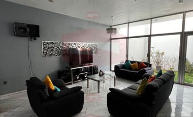 SAN RAFAEL CASA MUY AMPLIA EN VENTA