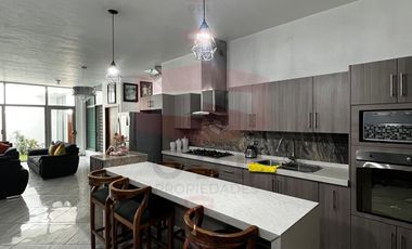 SAN RAFAEL CASA MUY AMPLIA EN VENTA