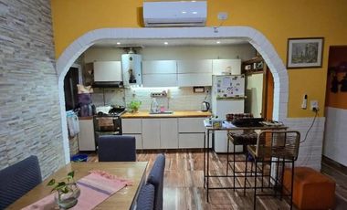 PH en venta - 1 Dormitorio 1 Baño - Ramos Mejía