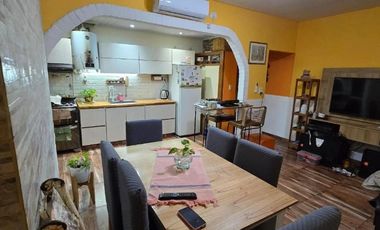 PH en venta - 1 Dormitorio 1 Baño - Ramos Mejía