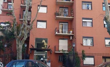 VENTA DEPTO 2 AMB LUMINOSO - CERCA CENTRO SAN ISIDRO
