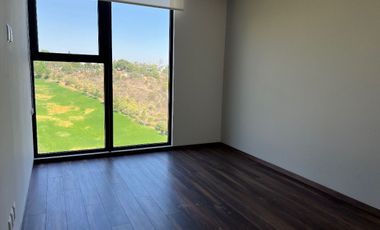 Renta departamento  THE OAKS Bosque Real