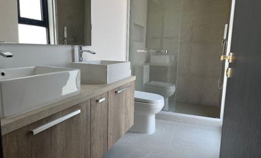 Renta departamento  THE OAKS Bosque Real