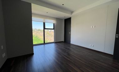 Renta departamento  THE OAKS Bosque Real