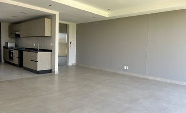 Renta departamento  THE OAKS Bosque Real