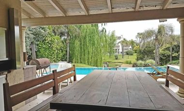 Casa en alquiler en barrio cerrado Barrancas del Lago , Nordelta