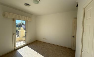 Casa en alquiler en barrio cerrado Barrancas del Lago , Nordelta
