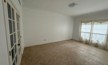 Casa en alquiler en barrio cerrado Barrancas del Lago , Nordelta