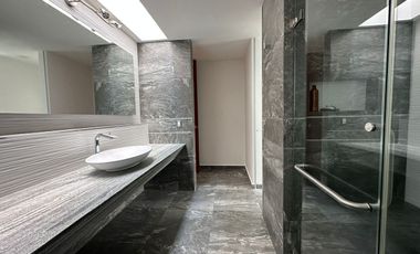 Casa en Renta o Venta Zona Esmeralda